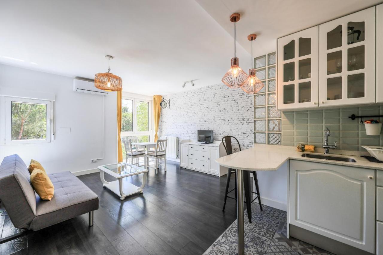 Apartamento Para 5 Personas Cerca De Ifema Y Aeropuerto Alquiler Temporal Madrid Extérieur photo