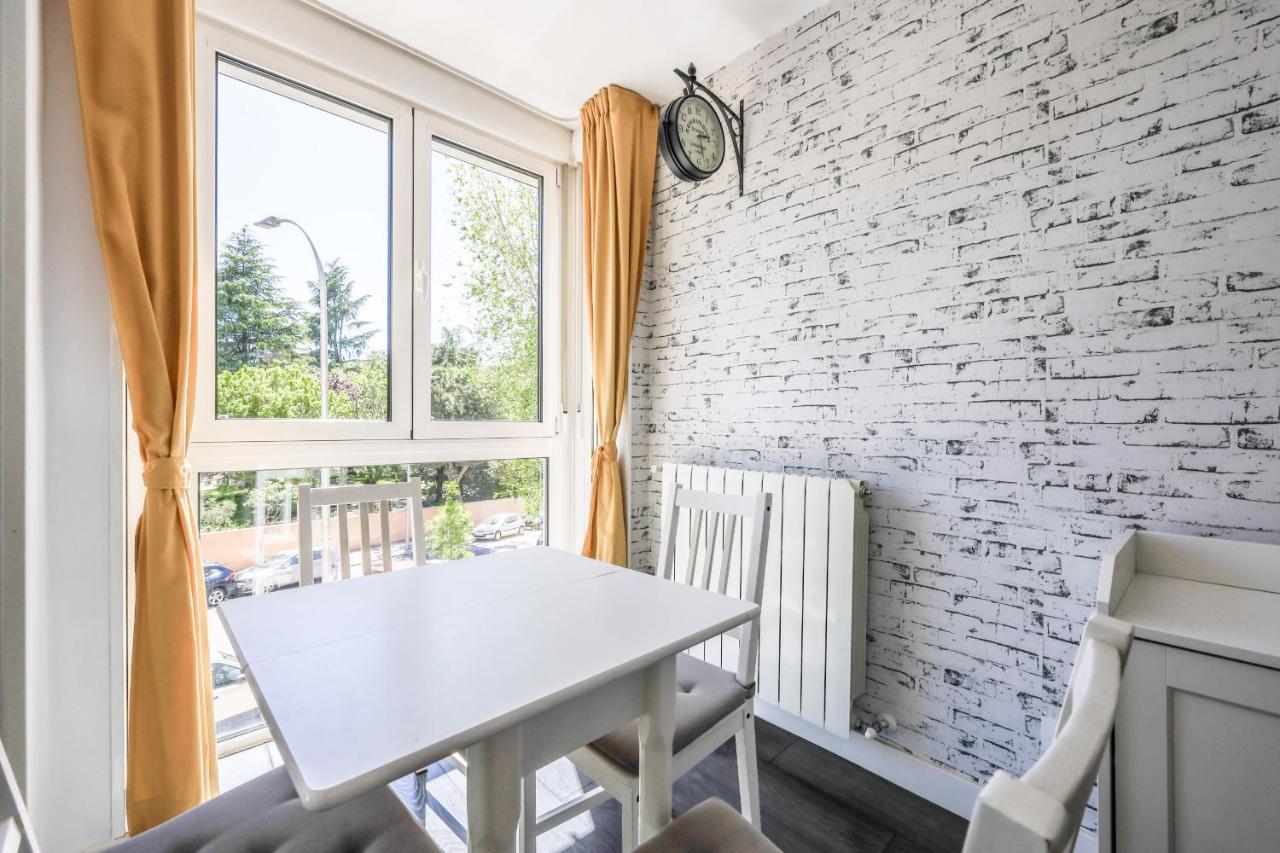 Apartamento Para 5 Personas Cerca De Ifema Y Aeropuerto Alquiler Temporal Madrid Extérieur photo