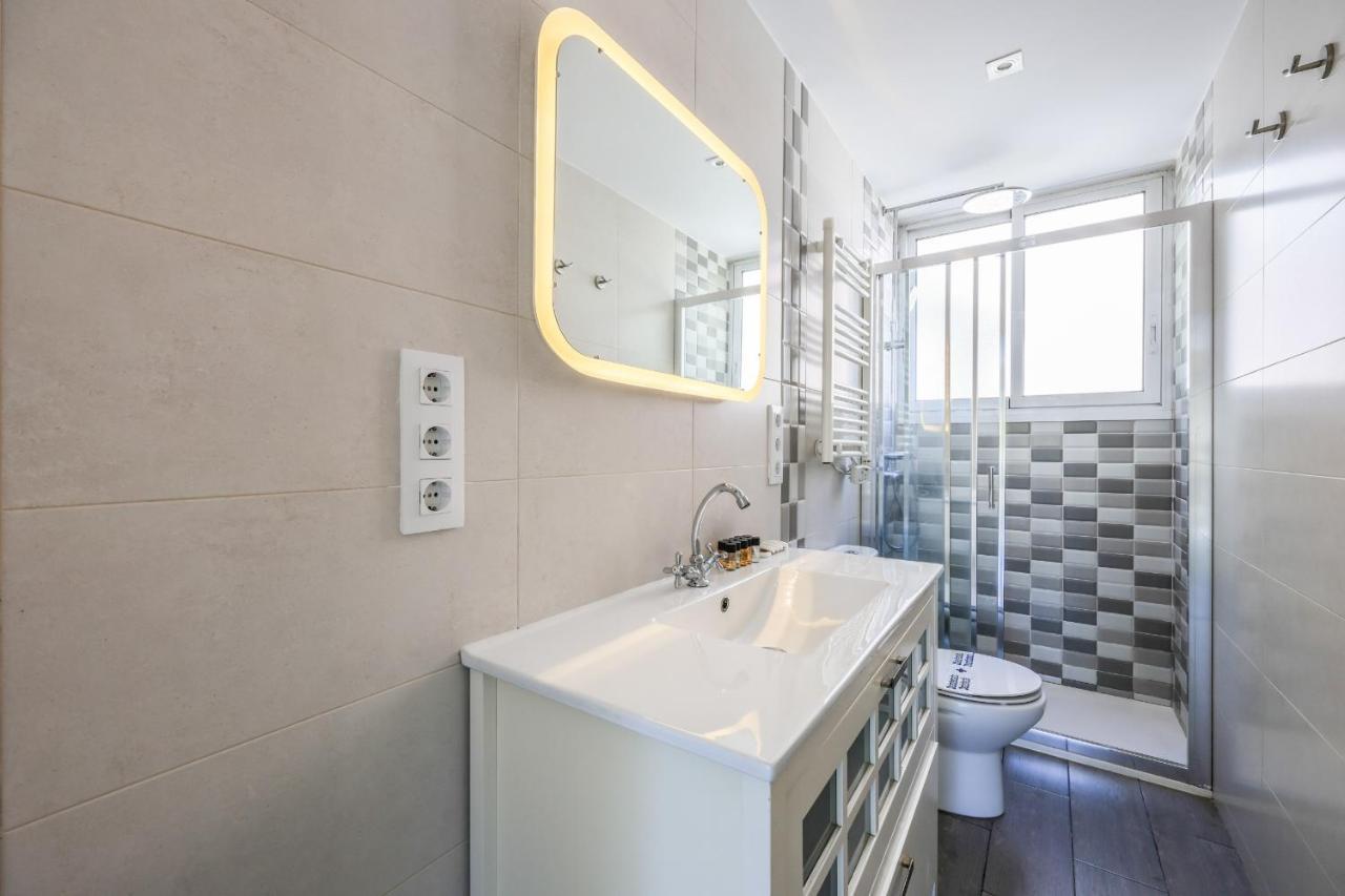 Apartamento Para 5 Personas Cerca De Ifema Y Aeropuerto Alquiler Temporal Madrid Extérieur photo