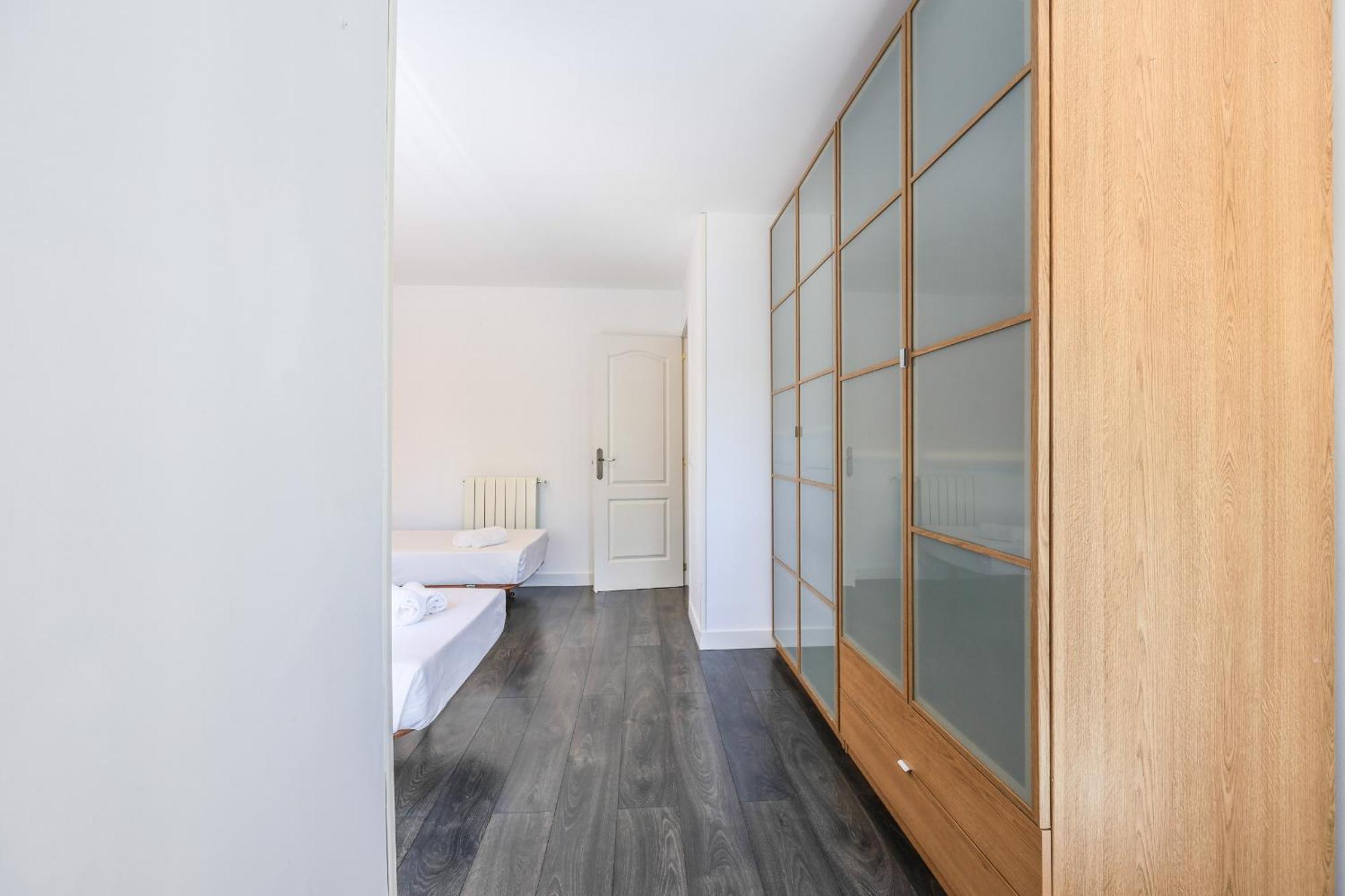 Apartamento Para 5 Personas Cerca De Ifema Y Aeropuerto Alquiler Temporal Madrid Extérieur photo